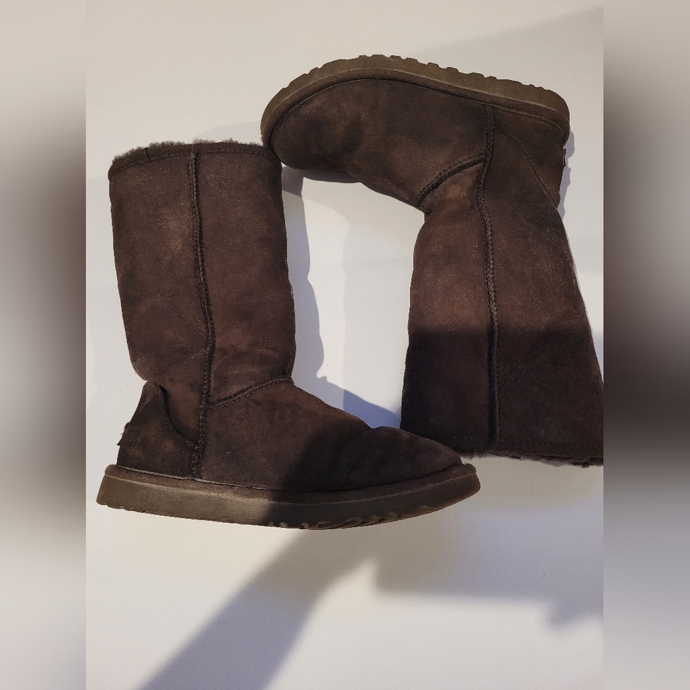 Classic UGG Boots 6